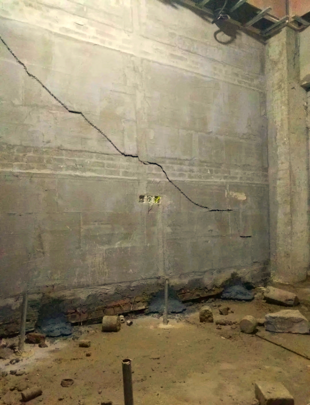 张家口沽源县房屋下沉加固